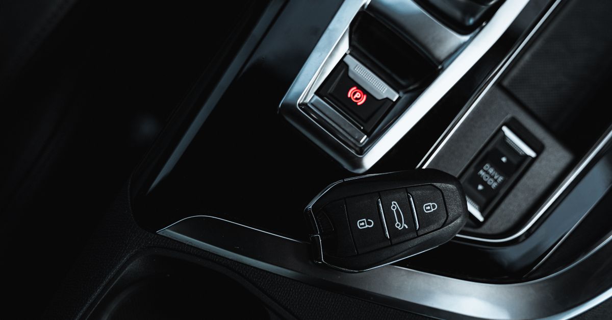 Honda car key fob — Woodland Hills Locksmith