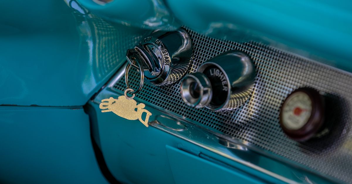 Hyundai car key fob — Woodland Hills Locksmith