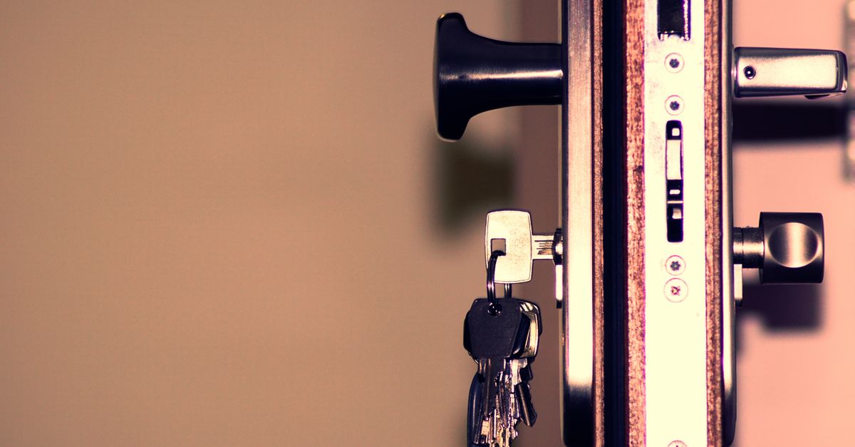 What's the Average Locksmith Charge — and Why Quotes Vary So Much — Woodland Hills Locksmith