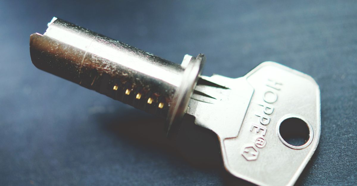 Broken Key Extraction — Woodland Hills Locksmith