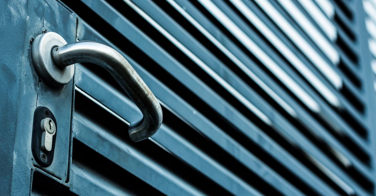 locksmith service technician — Woodland Hills Locksmith