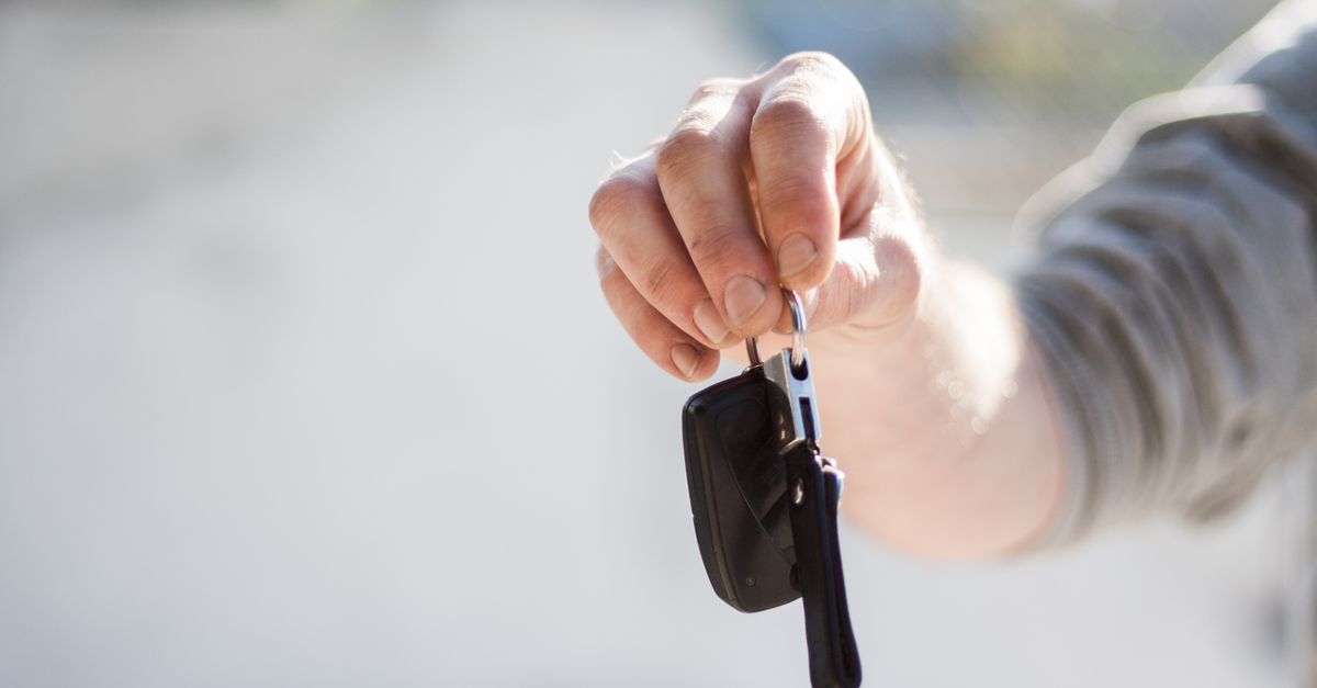 What Determines the Cost of a Car Key in Los Angeles? — Woodland Hills Locksmith